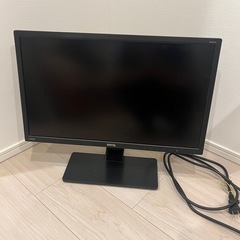 モニターとモニターアーム