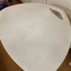 IKEAコーヒーテーブルの画像