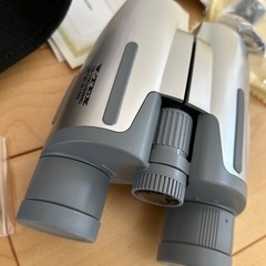 【高級双眼鏡】望遠鏡　新品未使用　18〜100倍　バードウォッチング　