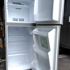 冷蔵庫差し上げます　140Ｌ　2016年製の画像