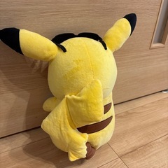 ピカチュウ　ぬいぐるみ　大きいの画像