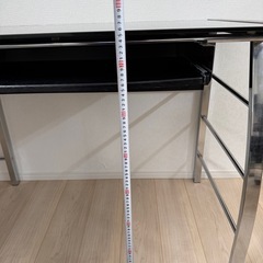 デスク　机　パソコン机　デスクトップ　オフィス家具の画像