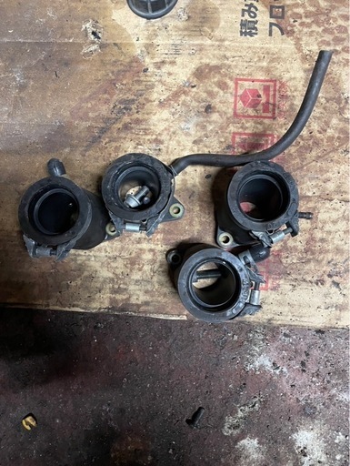 xjr400 インシュレーター