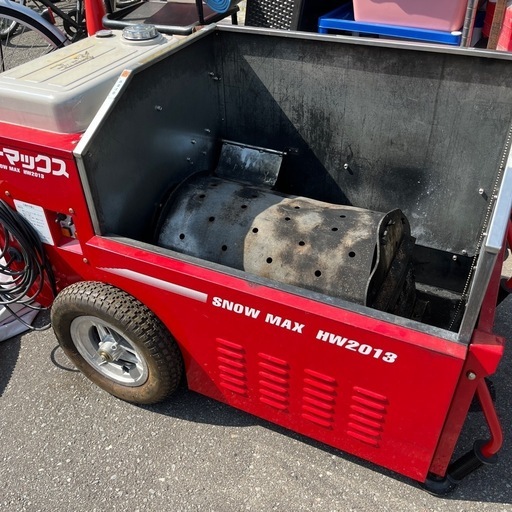 融雪機　古いですがバッチリ燃焼します