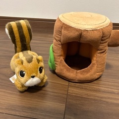 リスのぬいぐるみ