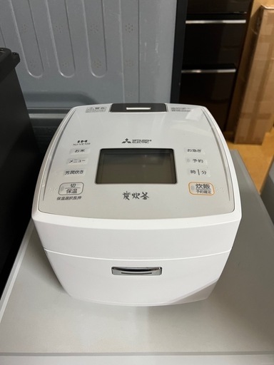 人気のホワイトカラー‼️2020年製三菱 IH ジャー炊飯器 炊飯器