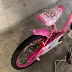 子供用自転車 女の子 プリキュア 16インチ 補助
輪付きの画像