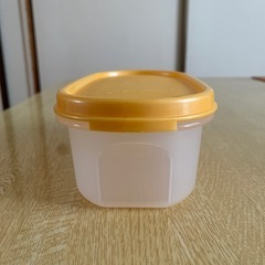 Tupperware 保存容器③の画像
