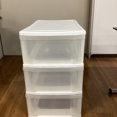 プラ衣装ケース【町田市再生家具】 0614A