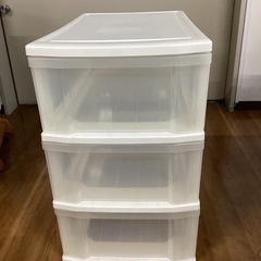 プラ衣装ケース【町田市再生家具】　0614Ｂ