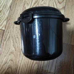 中古　電子レンジ専用炊飯器の画像