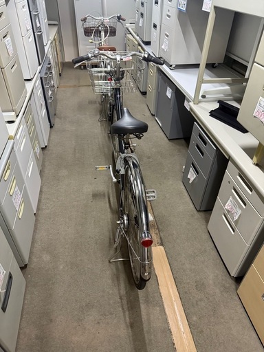 商談中です　　　　ブリジストン　自転車　タイヤ新品　２７インチ　ベルトドライブ