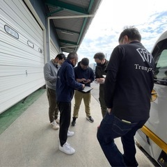 📍《霧島市》女性も未経験も大歓迎！ 🚛軽貨物配送スタッフ募集中！ 📦 通販商品の配達メインで安定収入♪ 🚗 車両貸出OK！免許があればすぐスタート！ ✨ OFAグループ、西日本エリアに拡大中！ 💪 一緒に成長できる仲間を大募集👏平均月収42万‼️の画像
