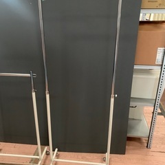 業務用ハンガー　店舗什器の画像