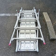ハセガワ DUK-18SX 可搬式作業台 ①【船橋馬込店】【店頭取引限定】【中古】ITA09L7U84ZKの画像