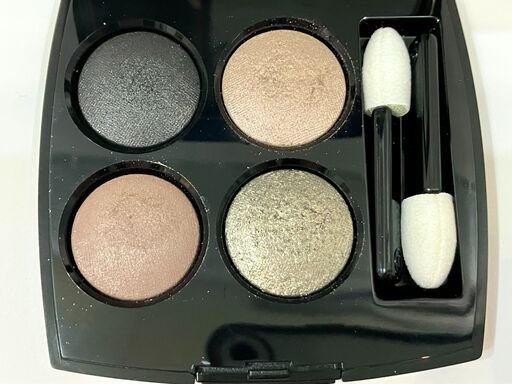 Chanel シャネル レ キャトル オンブル 388 エクラ ドゥ ニュイ