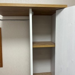 鏡付き収納ハンガーの画像