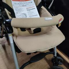コンビベビーカーの画像
