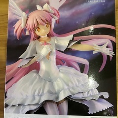 劇場版魔法少女まどか⭐︎マギカ　アルティメットまどかフィギュア！の画像