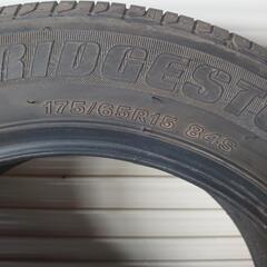 BSサマータイヤ　175/65R15 4本の画像
