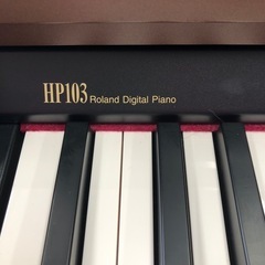 中古品　Roland(ローランド)電子ピアノ2006年製　冬限定モデルの画像