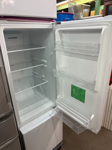 １７９Ｌ　冷蔵庫　2023年　ヤマダ電機（ワールプールジャパン）YRZ-F175 179L 冷蔵庫 2023年 ヤマダ電機（ワールプールジャパン）YRZ-F175