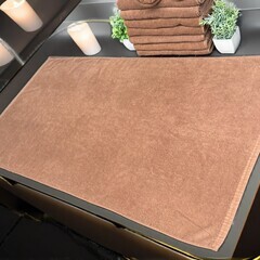 【中古・クリーニング済み】エステ用バスタオル（ブラウン）の画像
