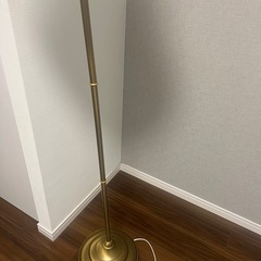 IKEA フロアランプ　オースティードの画像