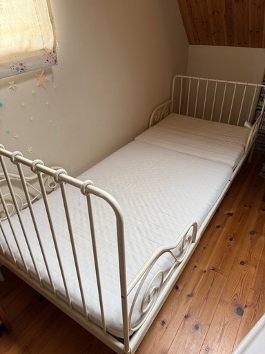 お値下げしました。IKEA MINNEN 子供用ベットフレーム MINNEN ミンネン 伸長式ベッドフレームとすのこ（組み合わせ