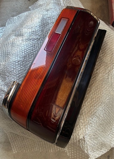 Y31グロリア後期テールランプ