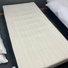 【閉館ホテル特売 実用向け格安！】シングルベッド 使用感ありのた...
