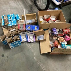 未使用品‼️電球や蛍光ランプなどまとめてお譲りします。