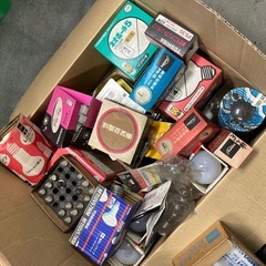 未使用品‼️電球や蛍光ランプなどまとめてお譲りします。の画像
