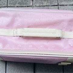 キャリーケース　スーツケースの画像