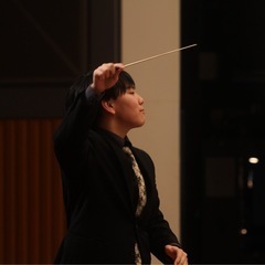吹奏楽、オーケストラなど指揮をします！