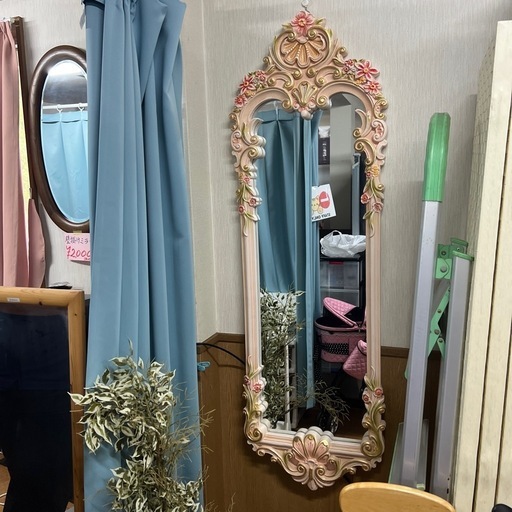 豪華装飾♡姫系ビッグミラー／インテリアの主役に✨