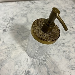 ボディソープボトル　可愛い　オシャレ　ニトリ　ゴールド 