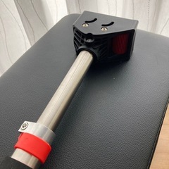 懸垂バー チンニング棒 懸垂棒 筋力トレーニング ぶら下がり健康器 自宅 筋トレ 懸垂マシン 滑り止め30秒簡単設置 背筋 胸筋 腹筋 二頭筋 穴あけ不要 ネジ不要 室内用の画像
