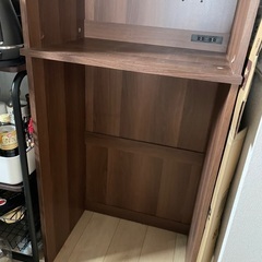 食器棚の画像