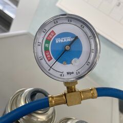 カーエアコンガス チャージホース 70cm R134a 冷媒 メーター付き 補充キットの画像