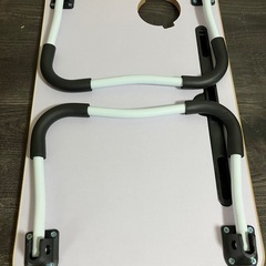 タブレット立て付き折りたたみテーブルの画像