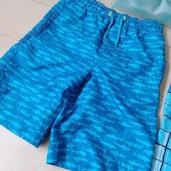 130cm 男の子水着2着＆プールバッグ　青　の画像
