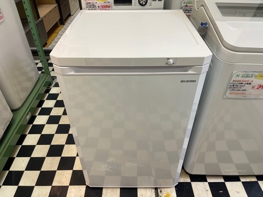 【リサイクルサービス八光】2021年製　アイリスオーヤマ　冷凍庫 85L IUSD-9B-W