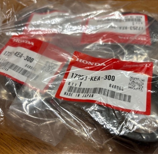 17253-KEA-300 MC31 ホーネット エアークリーナーコネクティング