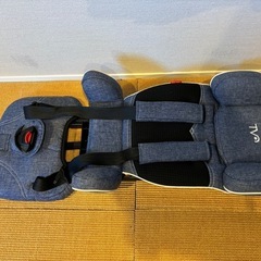 【美品】日本育児　トラベルベスト　チャイルドシートの画像