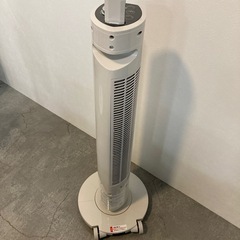 【ジモティー割】コイズミ 2022年製 コードレスタワーファン（ID1022）の画像