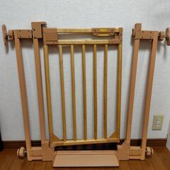 CATCH Me! のびのび木製ベビーゲートW