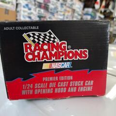 格安👀‼️ジョニー・ベンソン レーシングチャンピオンズ 1996年版 NASCAR 1:18 ダイキャストカー#30 ペンゾイルの画像