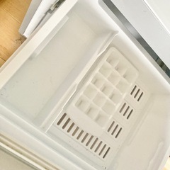 2ドア冷蔵庫の画像