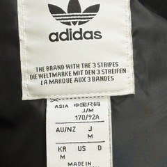 adidas 中綿ジャケット ブラック Ｍの画像